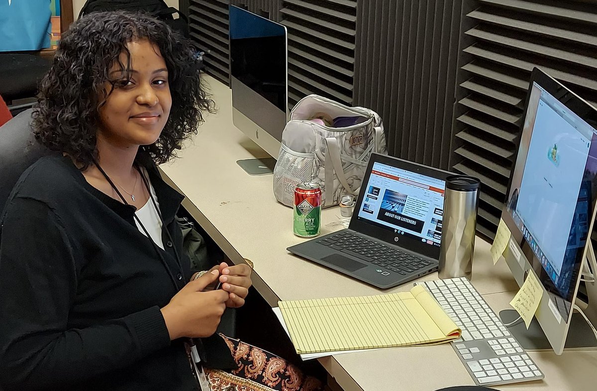 KBEMfm's tweet photo. Welcome Destiny to the Jazz88 family! Destiny is one of our summer interns and is primarily working with our Development Dept. but you will hear her on-air as well! She's doing a great job and we're glad she's joined us. #jazz88 #kbem #jazzwithclass #jazz #internship #StepUpMpls https://t.co/37pPEYoq8Y