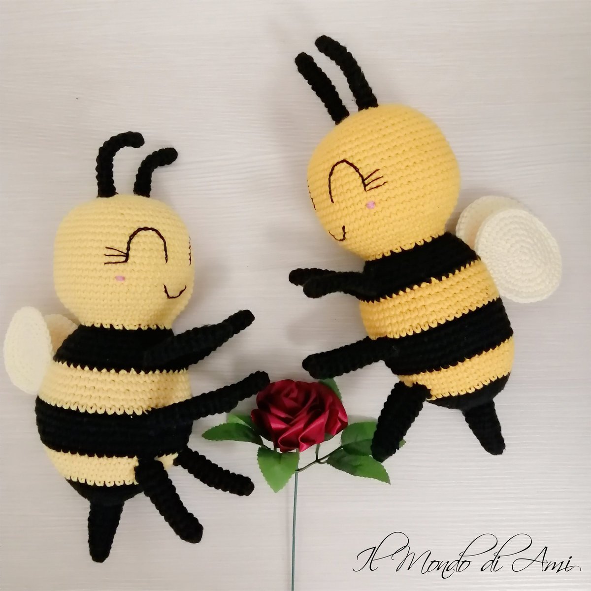 ilmondodiami's tweet photo. Bzzzz.... Bzzzzz.. 
🐝
#ape #bee #apette #bees #amigurumi #handmade #crochet #fattoamano #uncinetto #ganchillo #cotone #cotton #dropsfan #dropsyarn #dropsdesign #garnstudio #dropsparis #puppet https://t.co/5Rm38ZZYyI