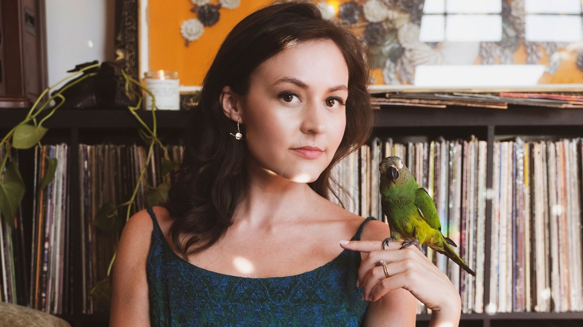 INTERVIEW: Getting To Know <a href="/MonicaAben/">Monica Aben</a>... mysticsons.com/article/gettin…