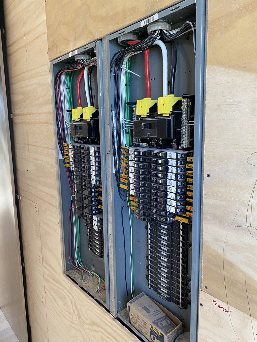 leos_electric's tweet image. If your electrical panel does not look like this, you may have hired the wrong electrician. We take the time to make sure every wire is perfect &amp;amp; labeled so that you know exactly what breaker is providing power to what appliance/outlet/fixture. #doitrightthefirsttime