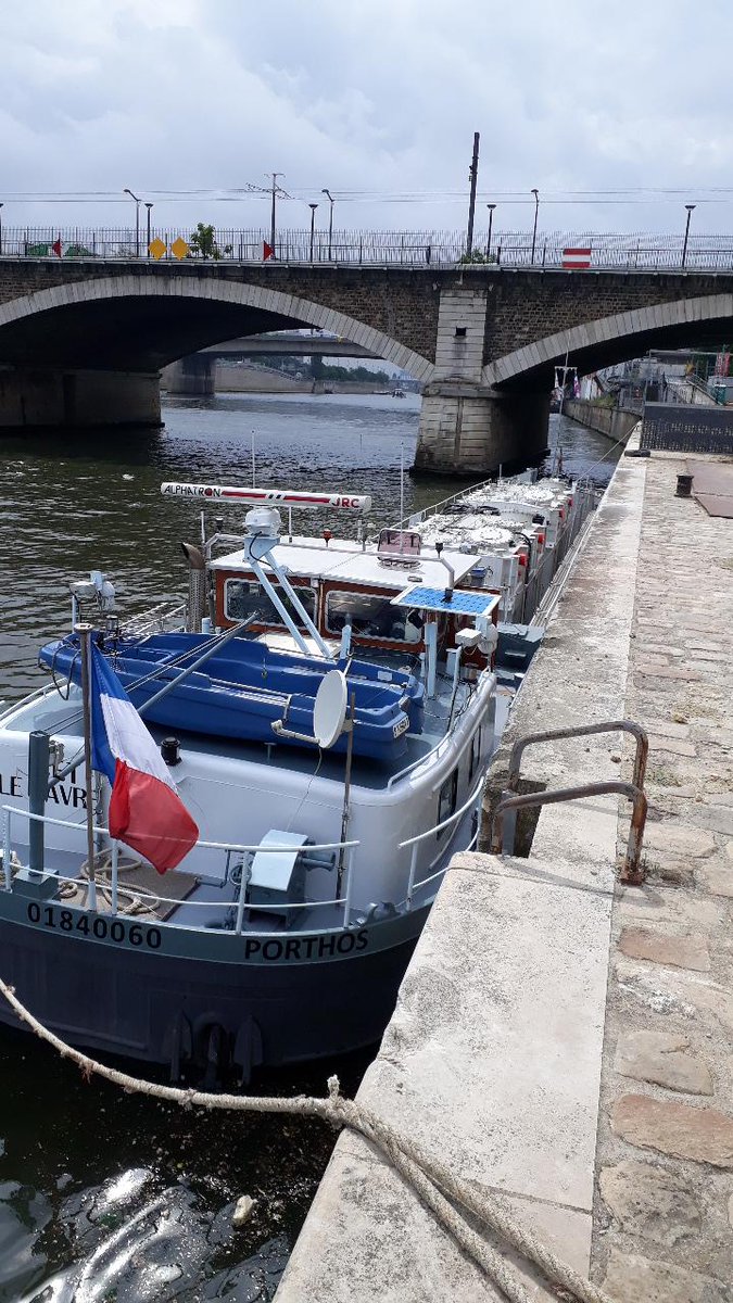 enedis_IDF's tweet image. Livraison de 2 nouveaux transformateurs @Enedis au port de Tolbiac afin de renforcer la sécurisation et la résilience du réseau de distribution électrique au service des Parisiens #transitionécologique #servicepublic