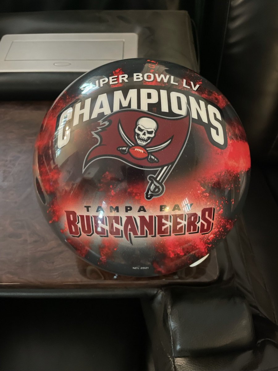 jimbailey56's tweet photo. My new bowling ball. Champs Bay. https://t.co/ebQQp44r8E