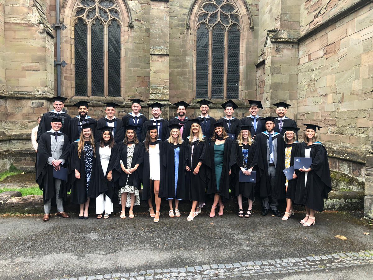 We did it!!!! Well done all <a href="/uworcphysio/">UoWPhysio</a>  <a href="/gds115gds/">Gordon Smith</a>. Best cohort ever #classof2020