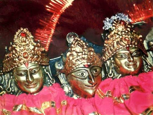itsmesabita's tweet photo. माँ शूलिनी मेले के शुभ अवसर पर सभी को हार्दिक शुभकामनायें 🙏
#MaaShoolini #JaiMaaShoolini #Solan #Himachal https://t.co/UbZdBNwJpF