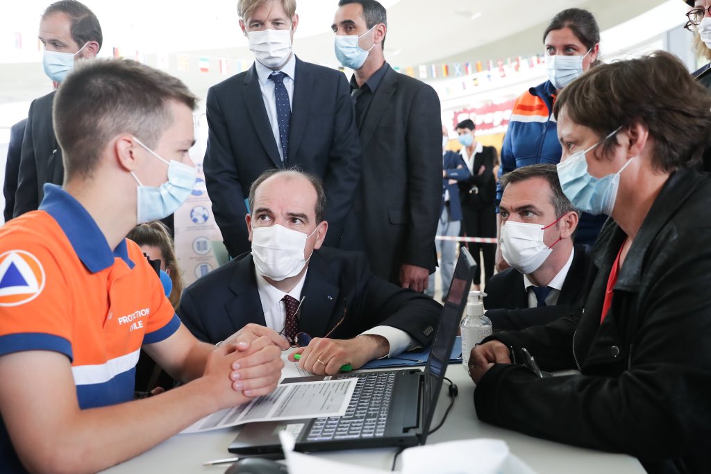 Le CNCC salue la visite du Premier Ministre au centre de dépistage installé au Grand Moun de Mont-de-Marsan, reconnaissant ainsi la contribution citoyenne des centres commerciaux.