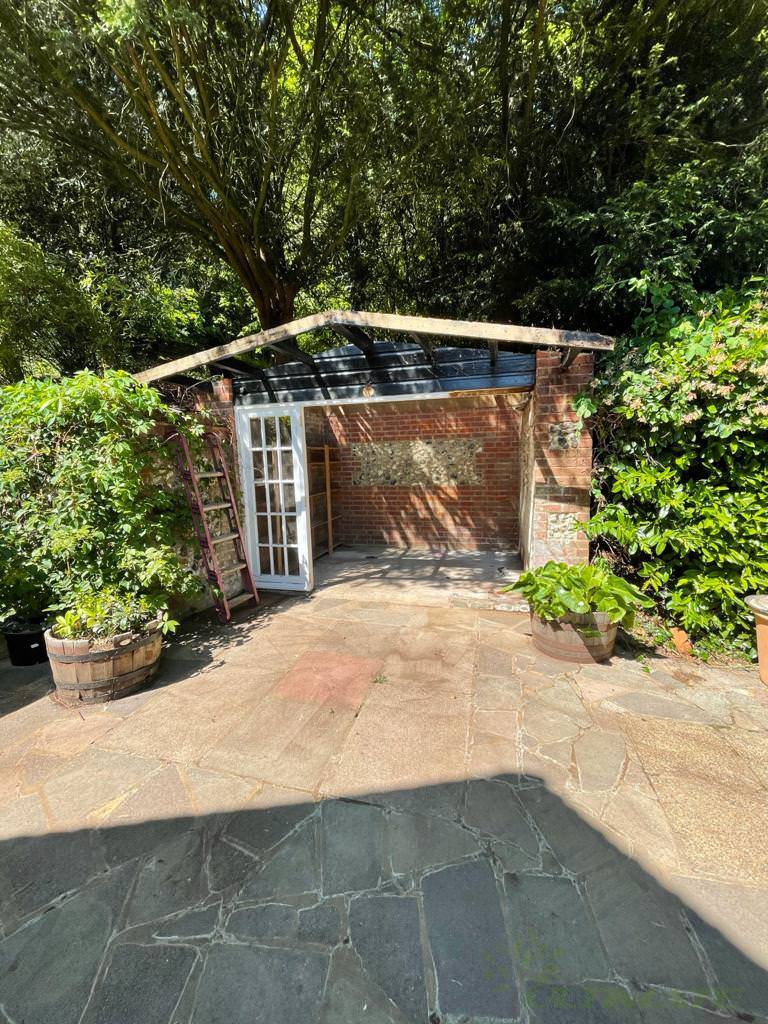 UltimateCabins's tweet photo. A tired outbuilding that needed a @UltimateCabins  #transformation to bring this place back to life. That is certainly what our team achieved! https://t.co/R4NO8toWWB