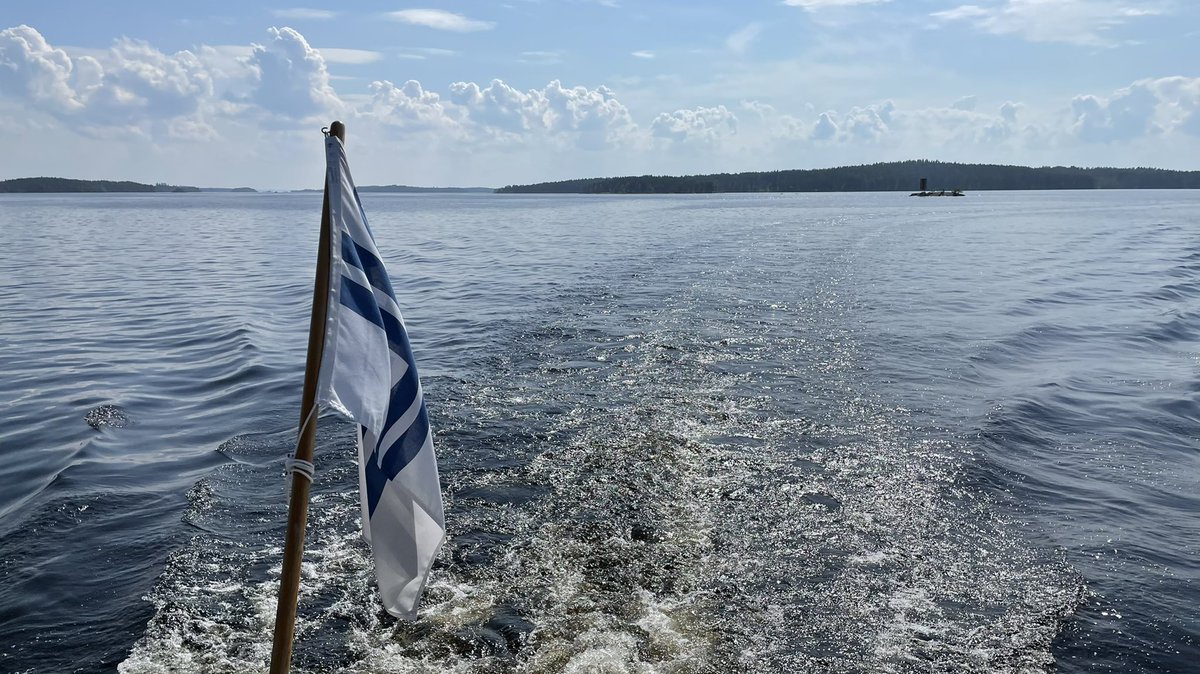 TuomasSinkko's tweet photo. Hyvää Juhannusta🇫🇮 #saimaa https://t.co/5SFHANA67q