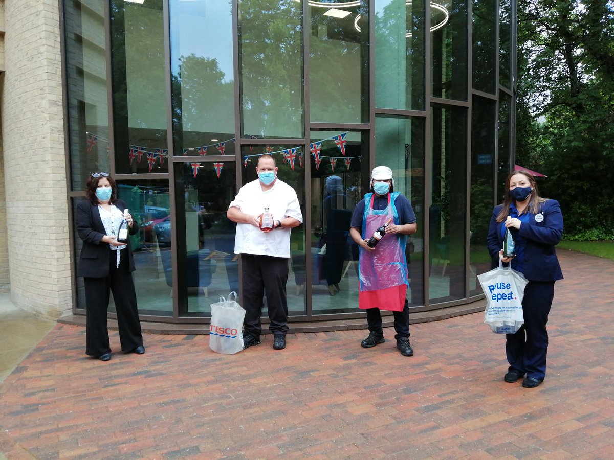 POPPY SOLDATOS 🇬🇷 🇨🇾 🐝 tweet media