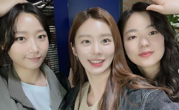 ryuabell's tweet photo. #ryuabel #류아벨 #jeonyeobeen #전여��� #leejoobin #이주빈 https://t.co/B6jvLrveiz