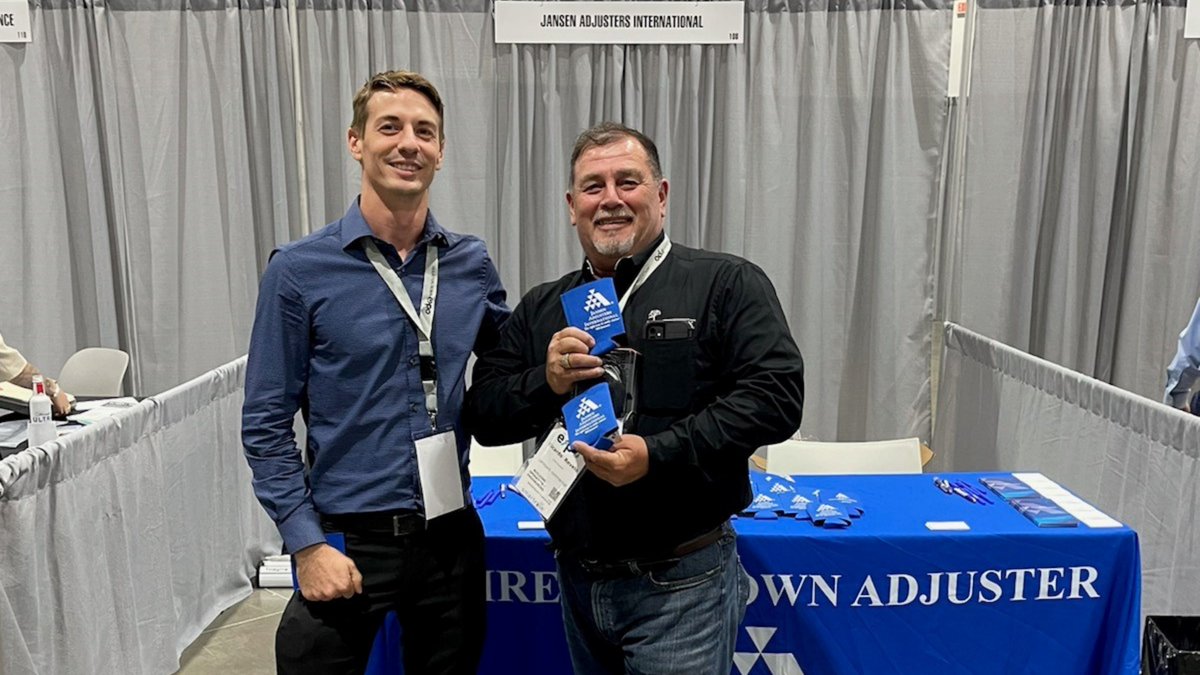 Congratulations to winner Ricardo Revelo [right] @LandParkCRE for winning the Bluetooth speaker prize! Be sure to check out Landmark for your real estate investment needs. The 2021 BOMA Expo trade show was a great success. 

#cre #networking #RealEstate