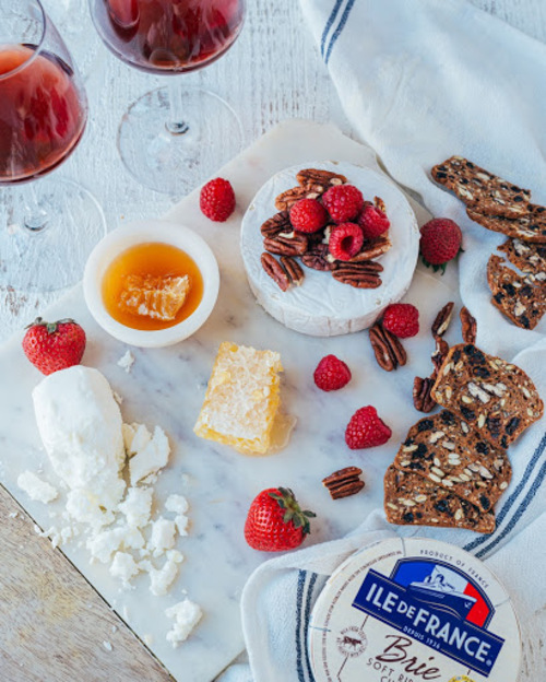 Ile de France Cheese tweet media
