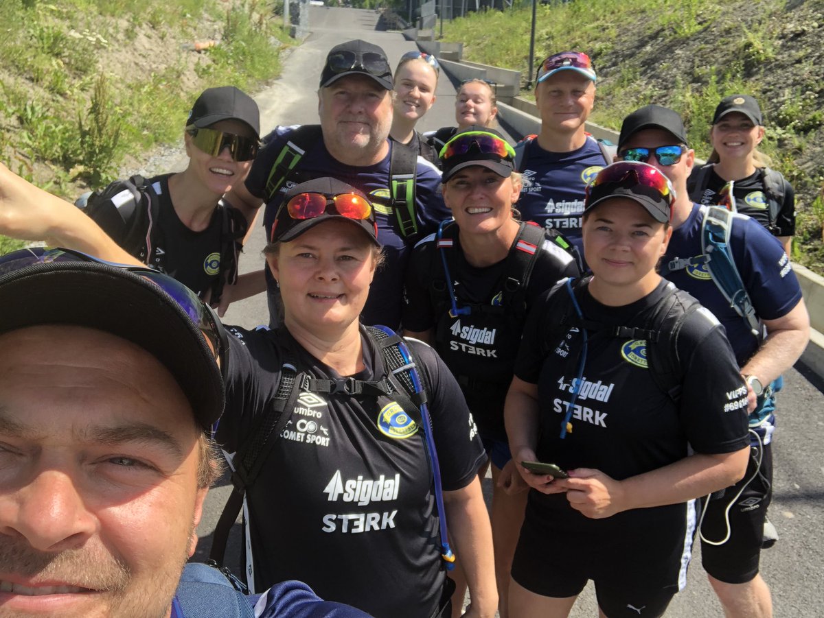 miguelpaulos's tweet photo. På vei til Fredrikstad og kamp mot @fredrikstadfk på søndag. 
Vi gikk fra Grorud kl 13 til inntekt for «Sterkere sammen - Grorud bryr seg» fondet for barn og unge som av økonomiske årsaker innehar råd til utstyr og være med på cup. 
Vipps til 698184 for å støtte. @GrorudFotball https://t.co/3jqiwVBFLX