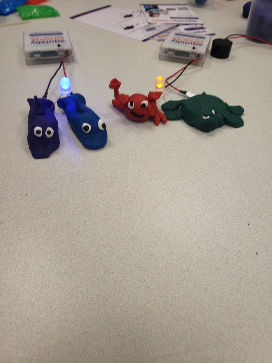 EbertSebert's tweet photo. Squishy Circuits were super cool! Students learned about circuits and got to use their creativity at the same time! #reedsvillesd #steminthesummer https://t.co/qD9zefV9yh