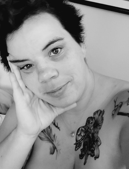 Good morning 🌎! @LynnStarina  @starinalynn #bedhead #tattoos https://t.co/93JjUlLDXv<a class="tags" href="/tag/lynnstarina">@lynnstarina</a><a class="tags" target="_blank" title="On Twitter" href="/?out=eyJ0eXAiOiJKV1QiLCJhbGciOiJIUzUxMiJ9.eyJpYXQiOjE3MjY3NzM0MjMsImlzcyI6InR3cG9ybnN0YXJzLmNvbSIsIm5iZiI6MTcyNjc3MzQyMywiZXhwIjoxNzU4MzA5NDIzLCJyZWRpcmVjdF91cmwiOiJodHRwczovL3R3aXR0ZXIuY29tL3N0YXJpbmFseW5uIn0.qoFX1L3oFlLX4ueojN69EPZ5yDhPypdE-CXzlUaNBmQzAgDJoMYRyI5i52qQrb1pkfqUNebMUVW7UnxZVIAPJg">@starinalynn</a><a href="/tag/bedhead"class="tags">#bedhead</a><a href="/tag/tattoos"class="tags"><span>#tattoos</span></a>