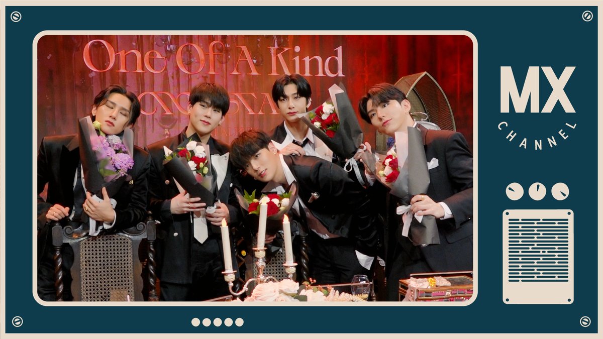 OfficialMONSTAX's tweet photo. 🎥
#몬스타엑스 #몬채널 📺
#Behind EP.237
'GAMBLER' 
- COMEBACK WEEK part.1

#MONSTAX #MONSTA_X
#One_Of_A_Kind
#GAMBLER #갬블러

▶️ https://t.co/72N1oU8X7q
▶️ https://t.co/3id7XkTf4N https://t.co/XAC3r2wdJl