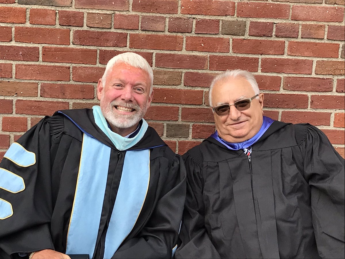 WCSDEmpowers's tweet image. The @OVAHSwolves commencement has begun! 🙌🏼👨‍🎓🎓👩‍🎓Congratulations students!