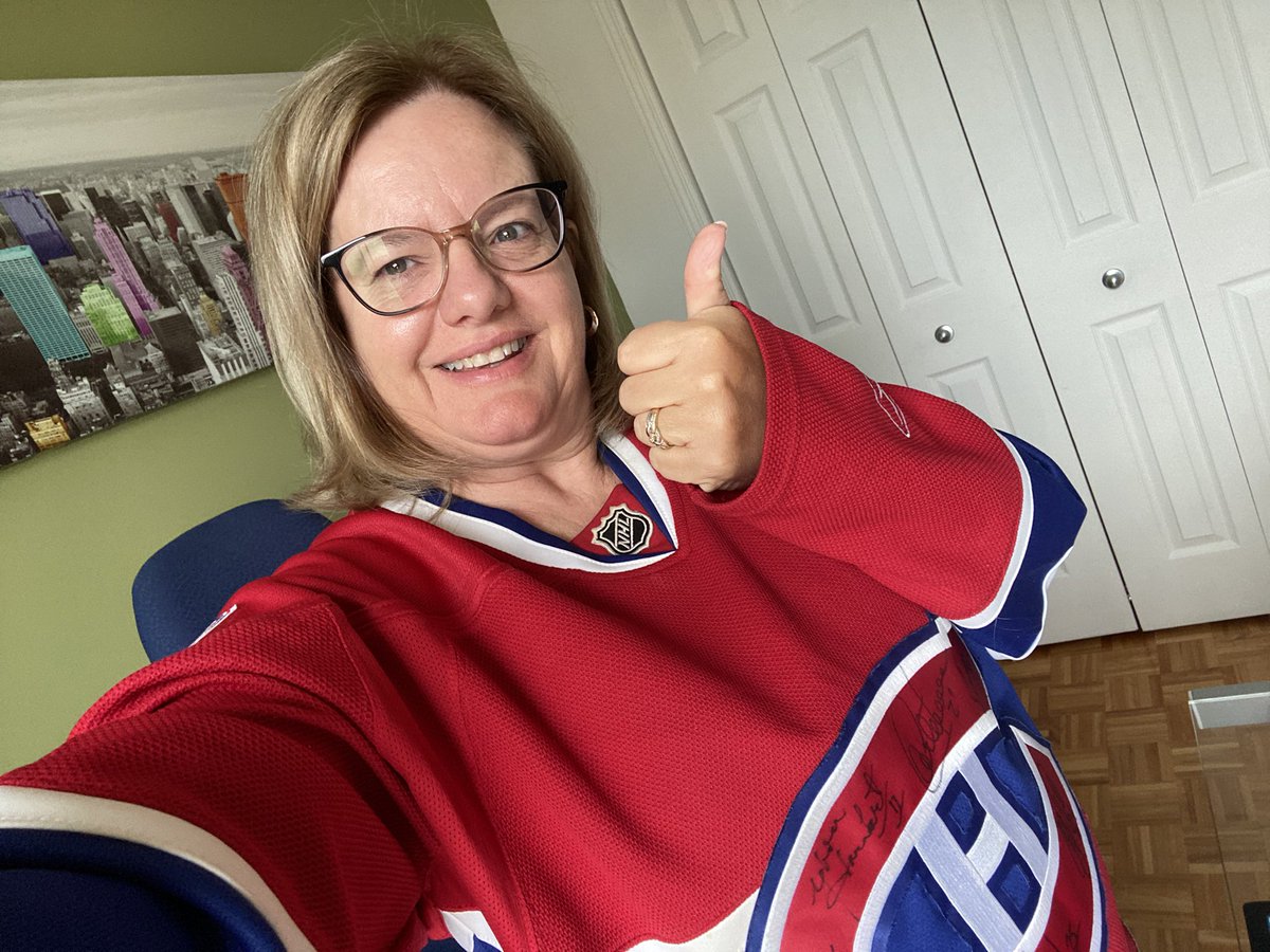 Go habs go! Happy Friday everyone 😃
