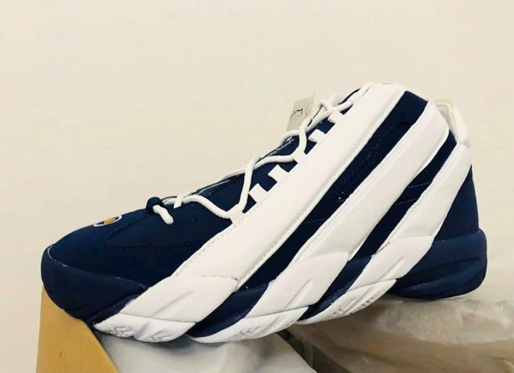 Vælge Prædike Velkendt kickspotting on X: "90s classic. Who had the adidas Violation? /// #adidas  #adidasViolation #adidasbasketball #sneakerhistory #90sbasketball  https://t.co/A59a1pXdfX https://t.co/yrcGx39bbR" / X