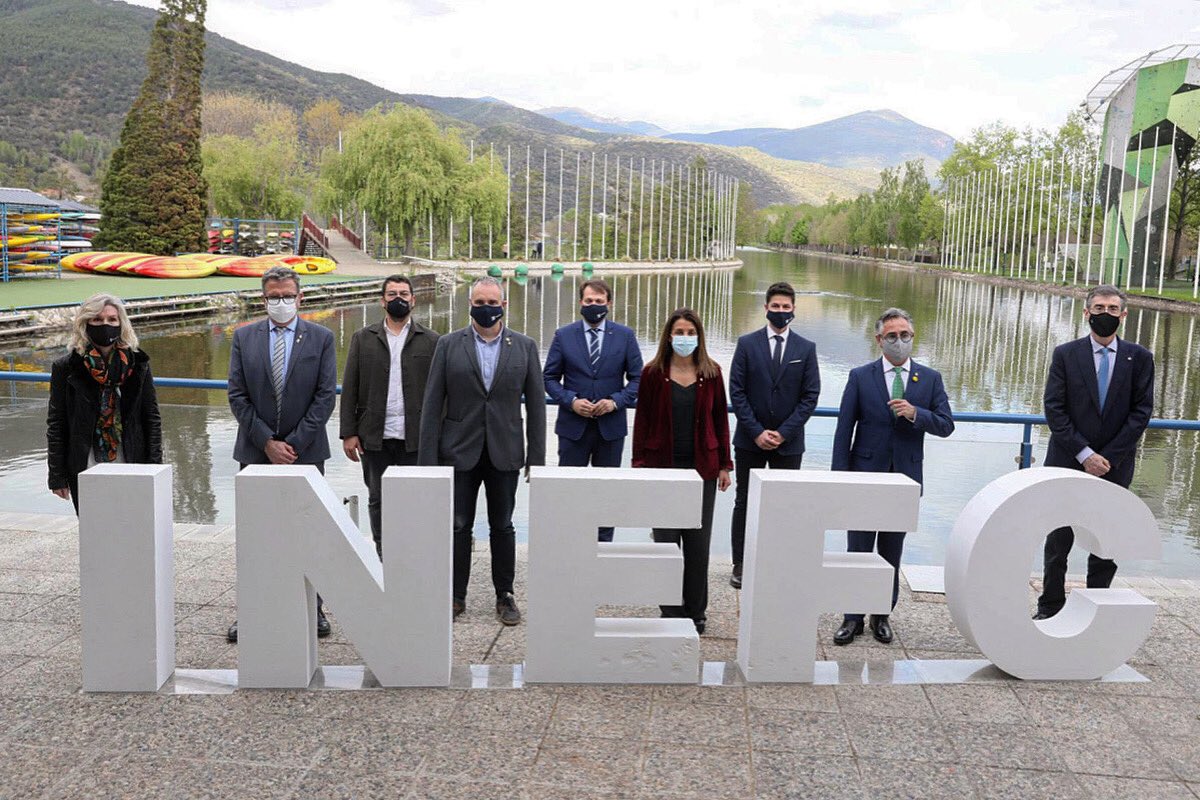 ‼️‼️🔊🔊 @inefcatalunya publica l’oferta per a places de professorat per al curs vinent als centres de La Seu d’Urgell i Lleida. 
Tota la info a 💻 inefc.gencat.cat/ca/inefc/treba…
#ciutatdesport #inefcpirineus #laseudurgell