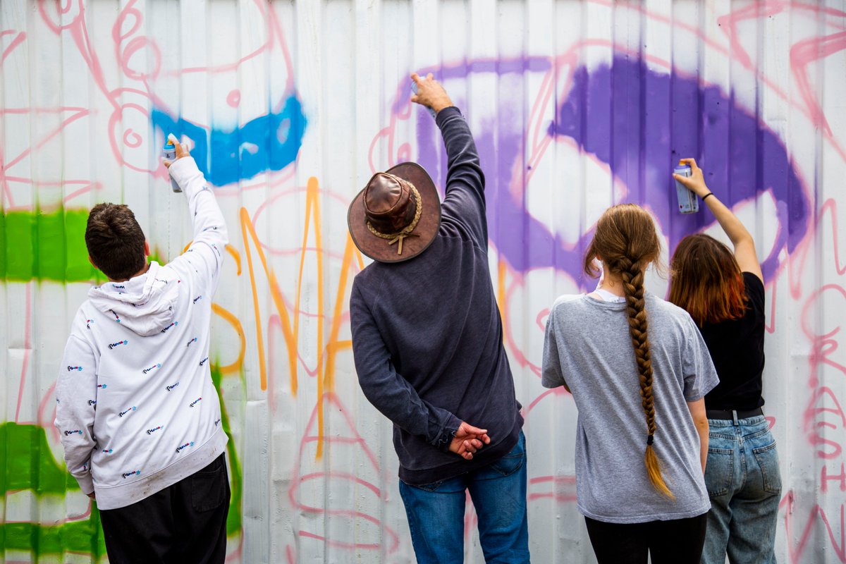 MaynCreative's tweet image. Photos from last month’s shoot of 
@weareCN4C 's  Graffiti Art Project in collaboration with TOAST and Cosmic! 🎨

📸: Julia Wrzesinska