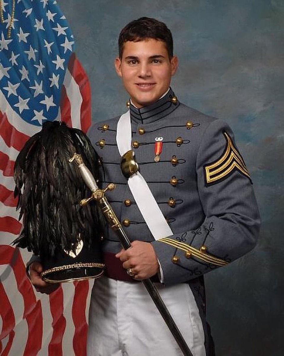 steelhearts_org's tweet image. On this day in 2011, our brother, 1LT Dimitri A. del Castillo, was taken from us while serving in support of Operation Enduring Freedom. Be thou at peace Dimitri.

steel-hearts.org/usma-2009/1lt-…

#ClassOf2009 #ForYourFreedomAndMine http://260