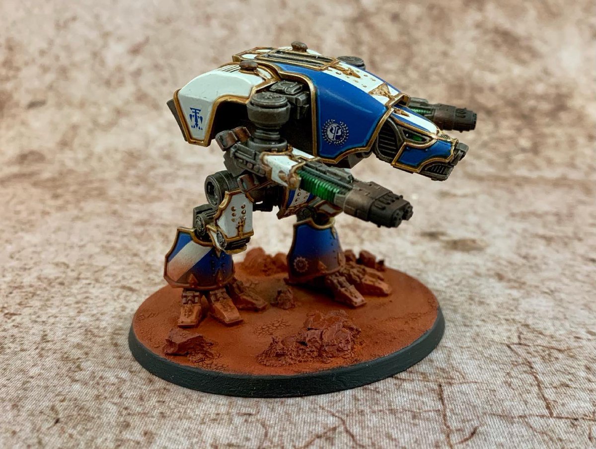 BenDavy8's tweet photo. My final for now Titan for my Legio Praesagius Titan number 11
And my 5th warhound and man I wish I had done blue heads sooner as I’m so happy with the result. #WarhammerCommunity #AdeptusTitanicus #gamesworkshop #30k #horusheresy https://t.co/YtxmPRCR0x
