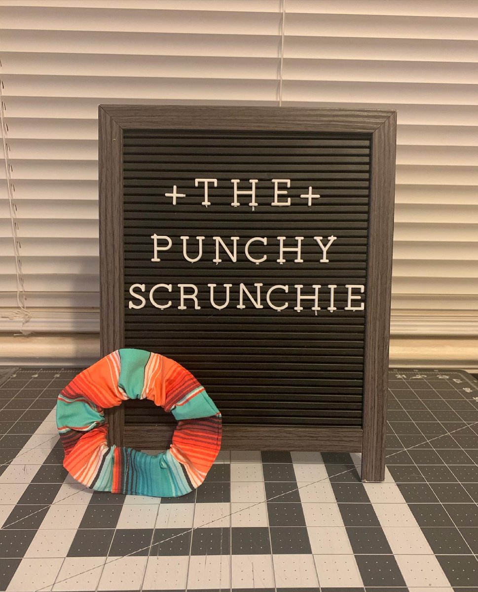 PunchyScrunchie's tweet photo. Happy Friday! Click the link in my bio and snag our newest items ⚡️🖤 https://t.co/1ynVqBTpcL