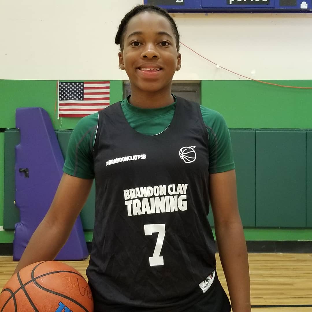 🏀 #bcstrainingacademy 🏀

Class of 2025 Stock 📈 Riser 

@GarnerFlames - 5'6' - Guard - Gabby White - Skilled, Physical Combo Guard, Strong perimeter defender....

Explosive Athlete....👀....🔥🔥

Must see in July for Division 1 College Coaches..

#CarolinaGirlsHoops #NCBallers