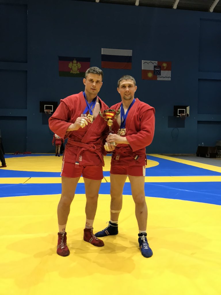 Приказом Министерства Спорта Российской Федерации номер 152 присвоено почётное спортивное звание Заслуженный Мастер Спорта России по Универсальному бою Бурову Андрею . Поздравляем с этим высоким званием . Новых побед 💪🏼💪🏼💪🏼