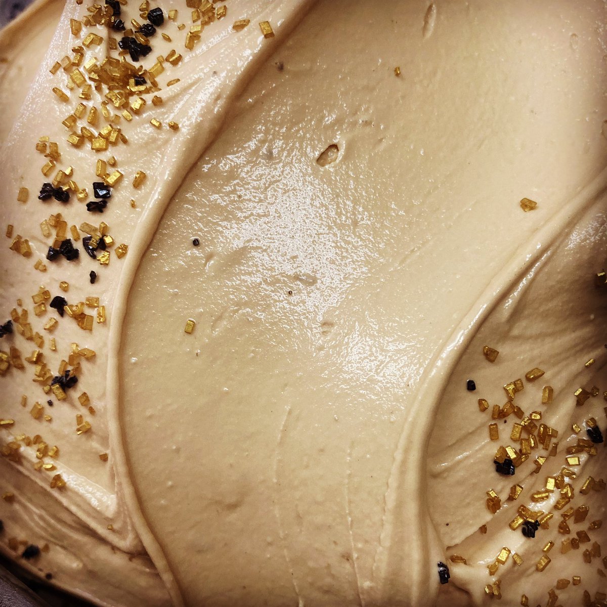 lindseynelsen's tweet photo. KAHOALI, god of sorcery and magic who sometimes dwells in the underworld but you might be able to make a deal with him if you offer him one of his favorite treats like Kava. A gelato of kava caramel. #islandsofthegods #hawaiianmythology #kahoali #godofsorcery #kava #caramel https://t.co/DJUMZ5uJJP