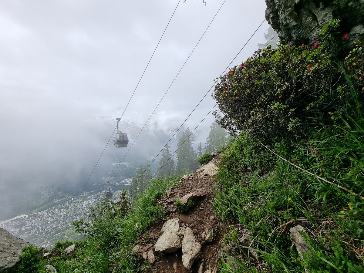 christiankemp's tweet photo. Pictures of the day, 25/Jun/2021. Yet another #verticalkm done, even if it wasn't a race this time. Today, it took me about 1h23 to climb 1000Hm - will I be able to do this in less than an hour again in 2022? https://t.co/cxSLwhbMTE