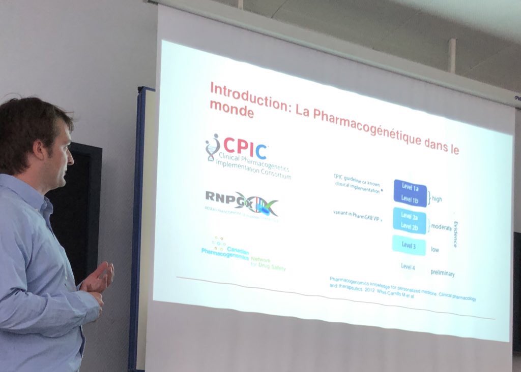 rnpgx's tweet image. Bravo à Simon Verdez (membre du RNPGx) qui soutenait aujourd’hui sa thèse d’exercice de #Pharmacie validant son mémoire de DES sur l’exploitation des données du séquençage exomique en #pharmacogénétique.