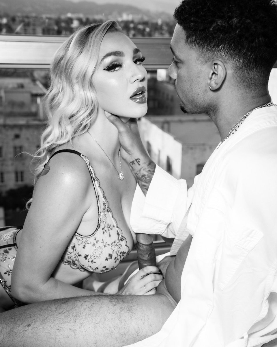 100 RTs &amp; I’ll drop our sex tape 😈💦