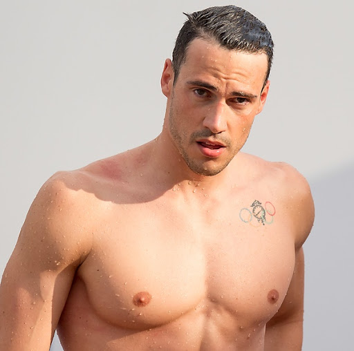 Citazione doverosa per Fabio Scozzoli che torna in acqua nei 100 rana dopo l'infortunio ai gomiti. I miracoli non esistono: impossibile recuperare in così poco tempo. Niente Giochi per lui, purtroppo.
A Scozzoli il nuoto 🇮🇹 dovrà sempre un enorme grazie. Campione raro, un esempio