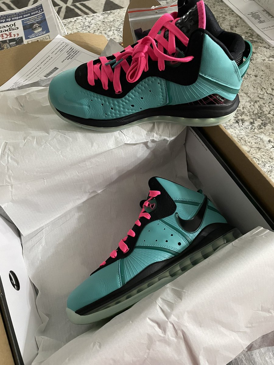 jose_fbc's tweet photo. s/o to @snkr_twitr for the huge assist on these 🙏🏽 …. Crazy fast shipment from Hanon https://t.co/xRirWw7giQ