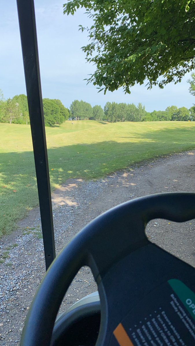 Always nice to start the day with a round of golf. ⛳️
