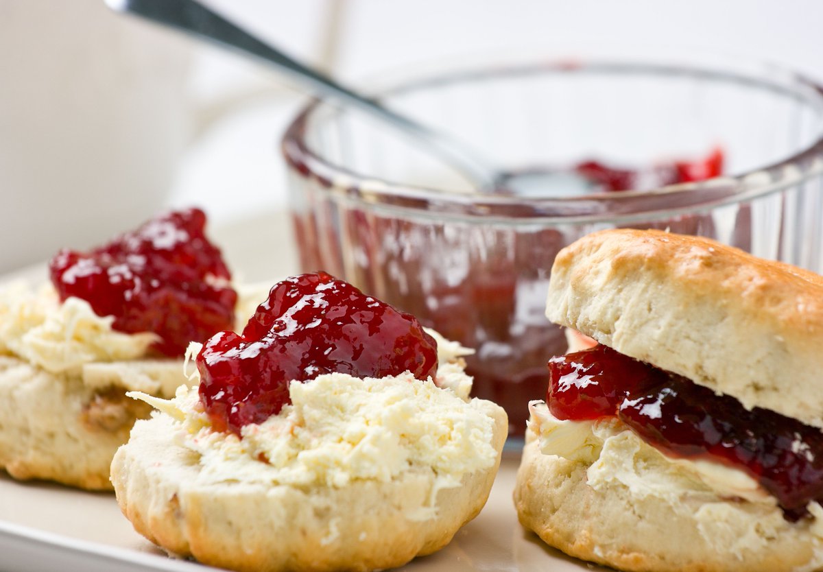 LRTSHub's tweet photo. Jam on cream or cream on jam. It's national cream tea day, but how do you take your scone? #NationalCreamTeaDay #HowDoYouTakeYours #JamorCream https://t.co/QRSgWcWpao