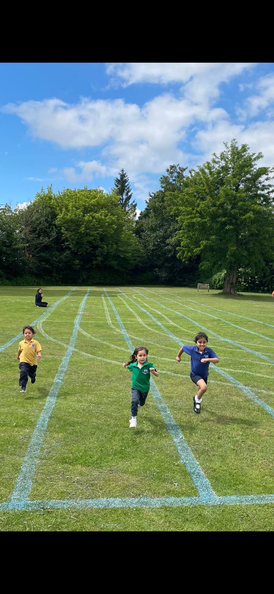 StMarysSchoolGX's tweet photo. Look at these girls go! Early Years have been practising for Sports Day! 🥇💙💚💛❤️ https://t.co/KkG16CnIs7