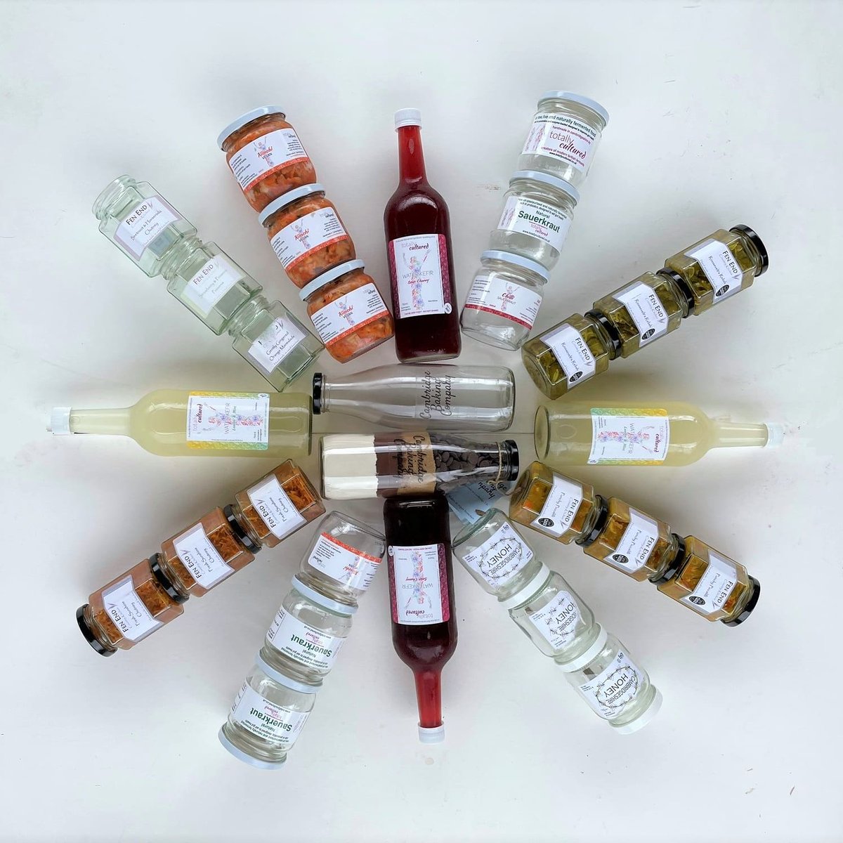 camfoodhub's tweet photo. After a (long) hiatus, we're back on the blog exploring reusable packaging and 'closing material loops'. Why is it important, what's being done already, and what makes it viable? Ft @camorganic
@FullCircle_Shop @Radmore_farm @DB_Cambridge https://t.co/ST9FgGKOQR https://t.co/c6sBXdzOsk