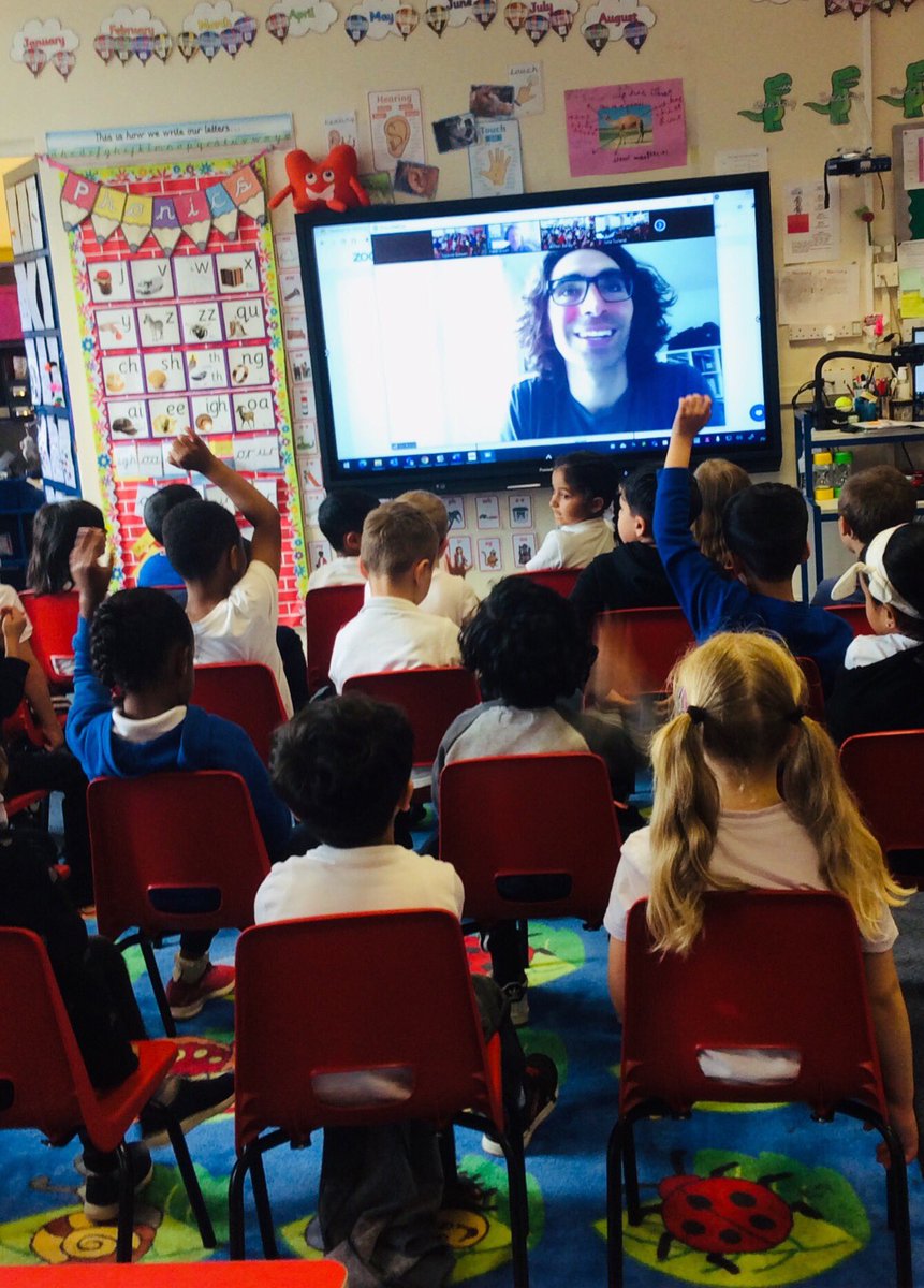 ThurnbyMead's tweet photo. Chestnut Class were so excited and inspired today after their live Zoom session with award winning illustrator @splitwigs 🖍 🐻They were so lucky to attend the masterclass too and were fascinated to watch Sav drawing. Thank you @LeicesterWiT @SDSALeicester 😊#bearmoves #iambear https://t.co/fUycbrKojS