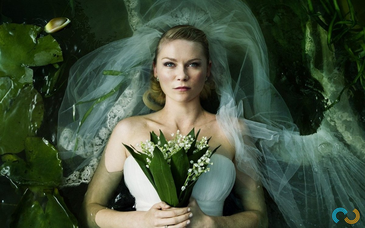 Qu'est-ce que vous voyez dans ce regard ? 
--
Melancholia, de Lars von Trier - avec Kirsten Dunst, Charlotte Gainsbourg, Kiefer Sutherland et Charlotte Rampling, maintenant sur Sooner.be - avec vos 14 jours d'essai offerts.
#melancholia #larsvontrier #streaming