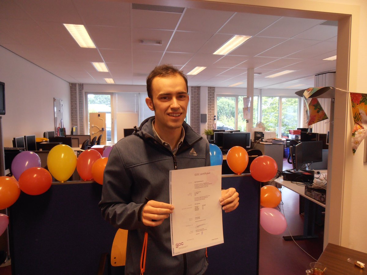 Vandaag kregen Kaylee, Vincent, Jasper en Jorg hun diploma uitgereikt! Van harte proficiat allemaal en een fijne zomervakantie gewenst !