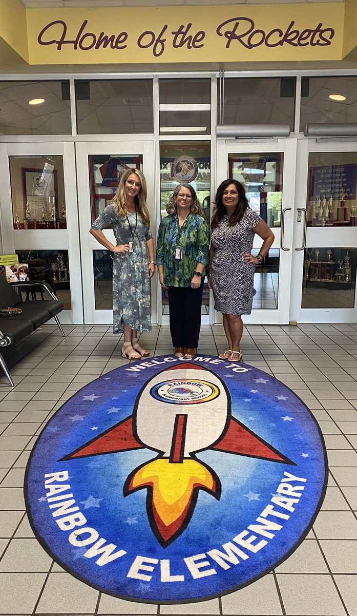 RobinStutts's tweet photo. Such wonderful things going on at Madison City’s EL Summer Camp at Rainbow ES! Thanks for all you do for your students! 😍 @mcsELcamp @el_mlee https://t.co/dBwjZnlPSk