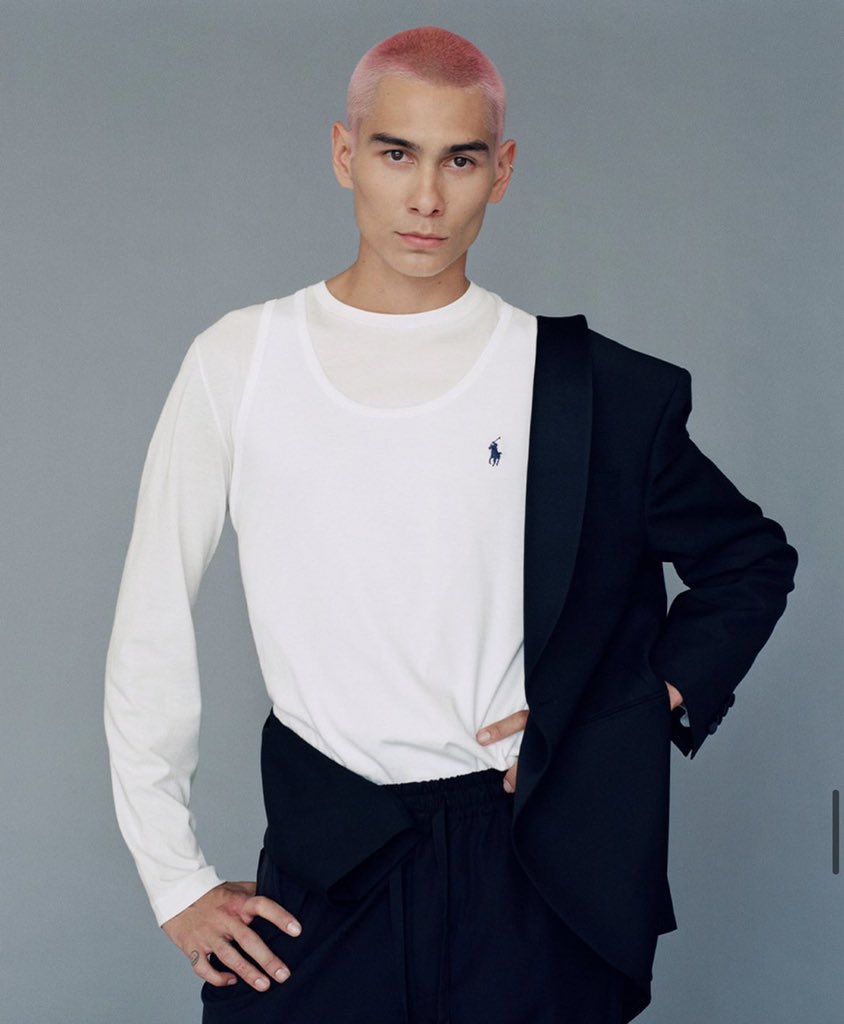 E4vEvUaWYAolxqJ?format=jpg&name=medium