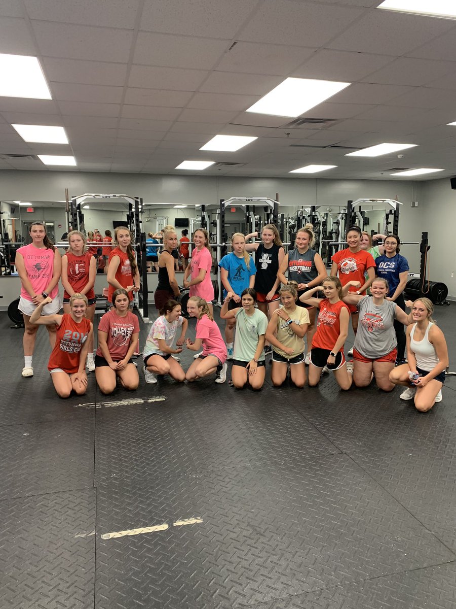 FLEX FRIDAY!!! 💪💪💪💪

The baseball, volleyball, and girls basketball groups decided to join the party this week. There’s a reason the baseball team has 14 nukes this year!