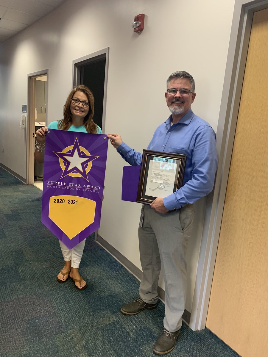 Excited to announce that we received the Purple Star Award again this school year for serving our military students & families! @OnslowSchools