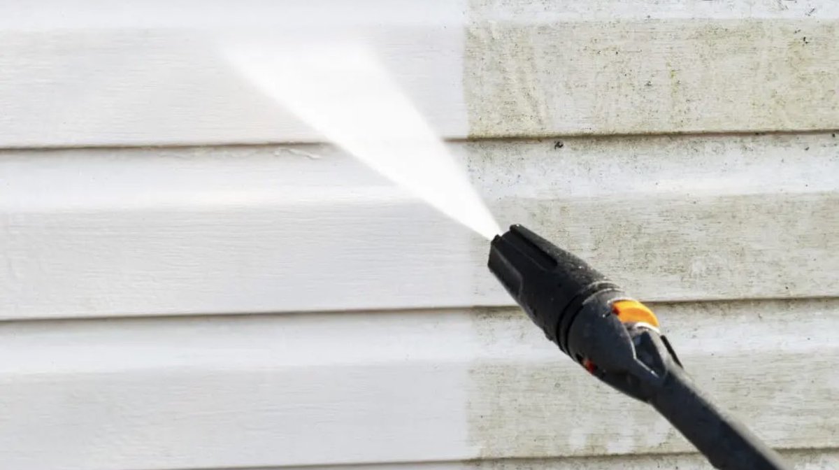 TripleW_Washing's tweet photo. Do you need your house, car, driveway, fence, pool area, sidewalks or anything else looking brand new to show off to your neighbors? Then call or email TripleW Washing to get a quality, yet affordable cleaning. https://t.co/N3dtjlNlcd