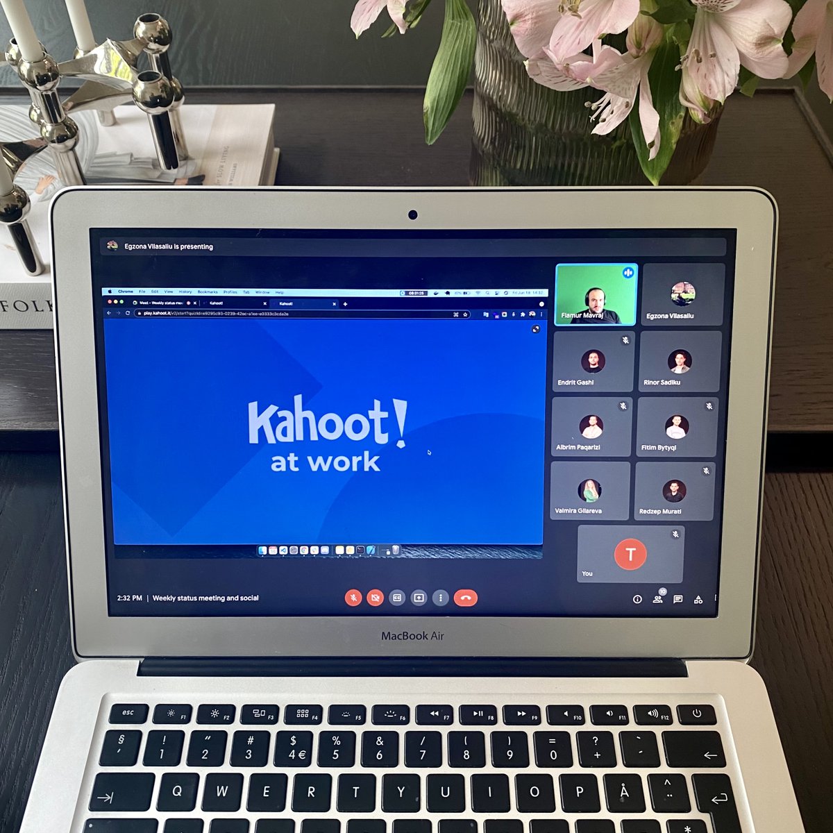 ornio_no's tweet photo. The weekend is here, and it's never wrong to end the last day of the week with a #kahoot (unless the competitive instinct strikes 😅). 
We recommend reading our latest #blogpost for both good and informative reading 📚📚 (link in the previous post)
Have a nice weekend! ❤️ https://t.co/qV3EPu7cw0