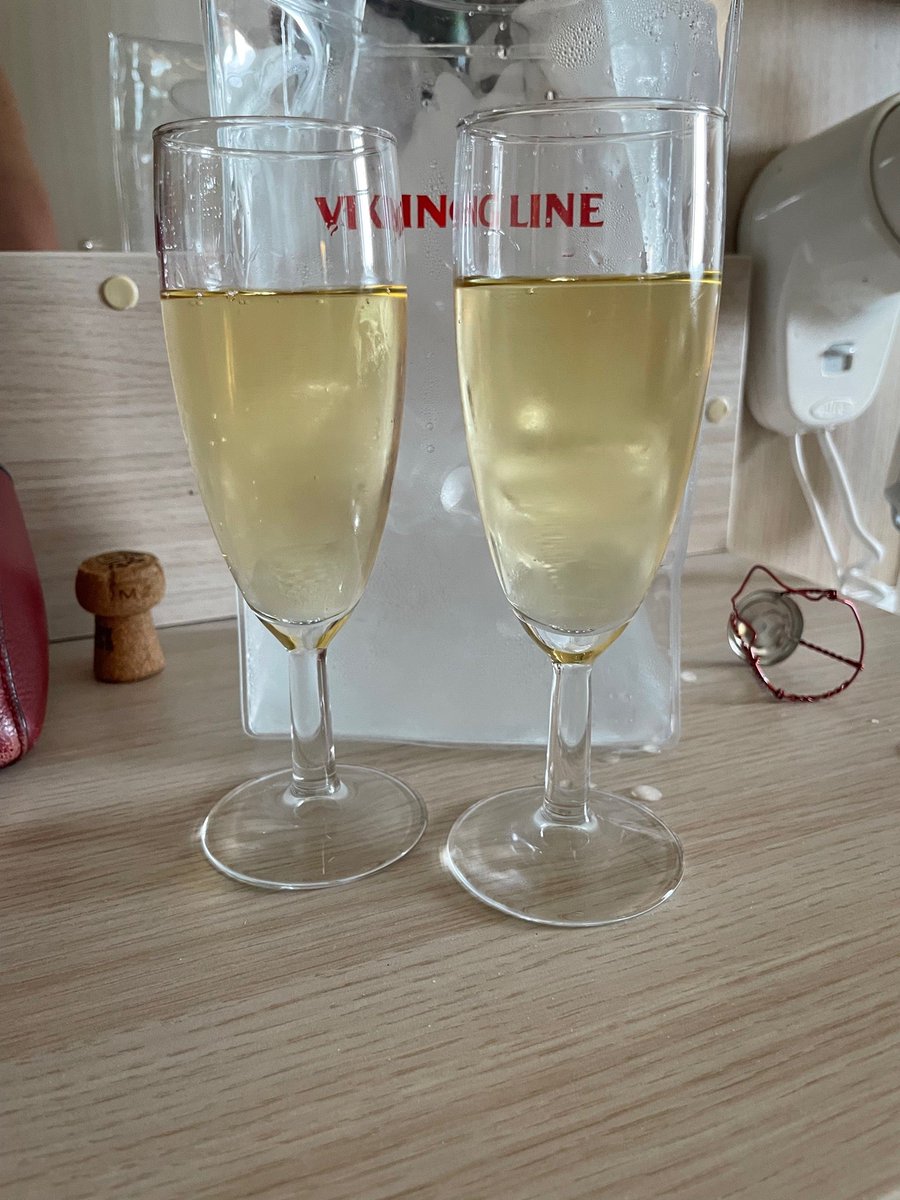 Ulrica L. Pettersson tweet media