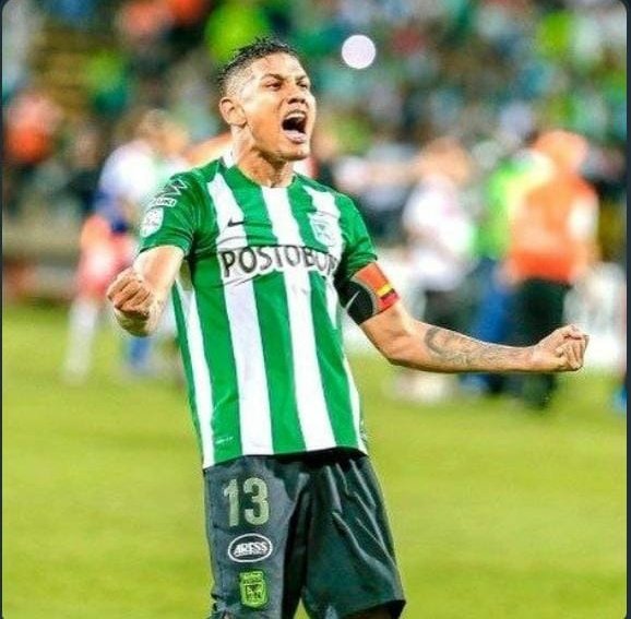 NestorHRpo's tweet photo. Hola @nacionaloficial queremos #ElRetornoDelCapo  él no va opacar jugadores, los va a potenciar. Él va guiar en la cancha éste proyecto deportivo porque carecemos de un verdadero Líder y ese es él. ¿Qué están esperando? No se duerman ! https://t.co/irzY9a66Iv